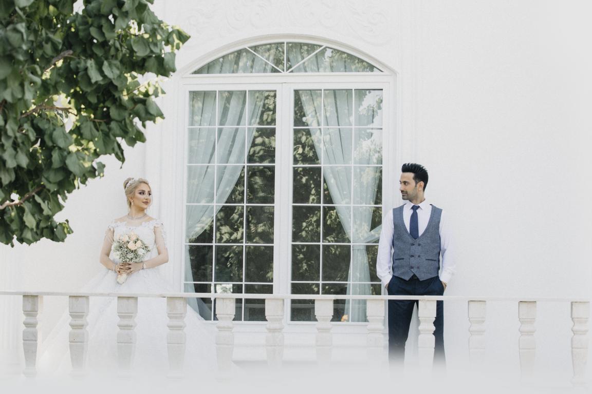 عکاسی حرفه ای از عروس و داماد - یکی از بهترین آتلیه عکاسی ها در اصفهان