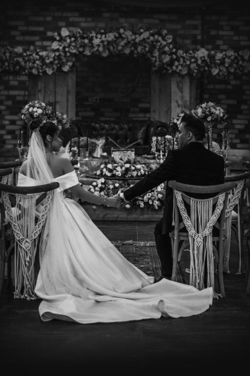 الی استدیو برای مراسم عروسی - بهترین استدیو عکاسی عروس و داماد اصفهان